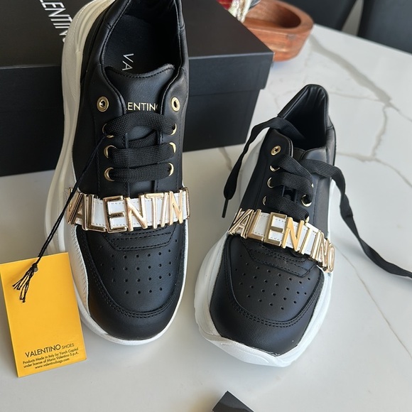 VALENTINO BV
MARIO VALENTINO
Sneaker - Picture 5 of 16